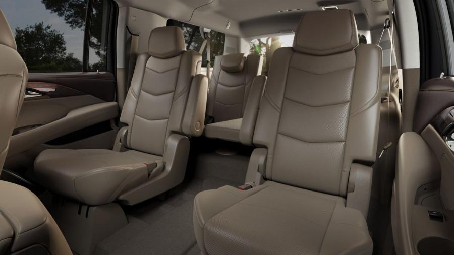  Cadillac Escalade 2015 года  (фото 16 из 91)